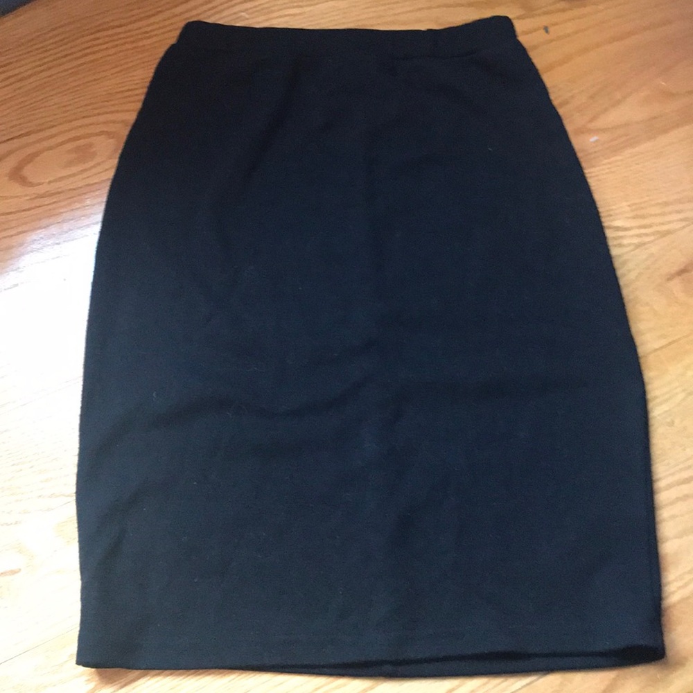 Forever 21 black pencil skirt stretchy